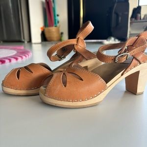 Maguba clog heels